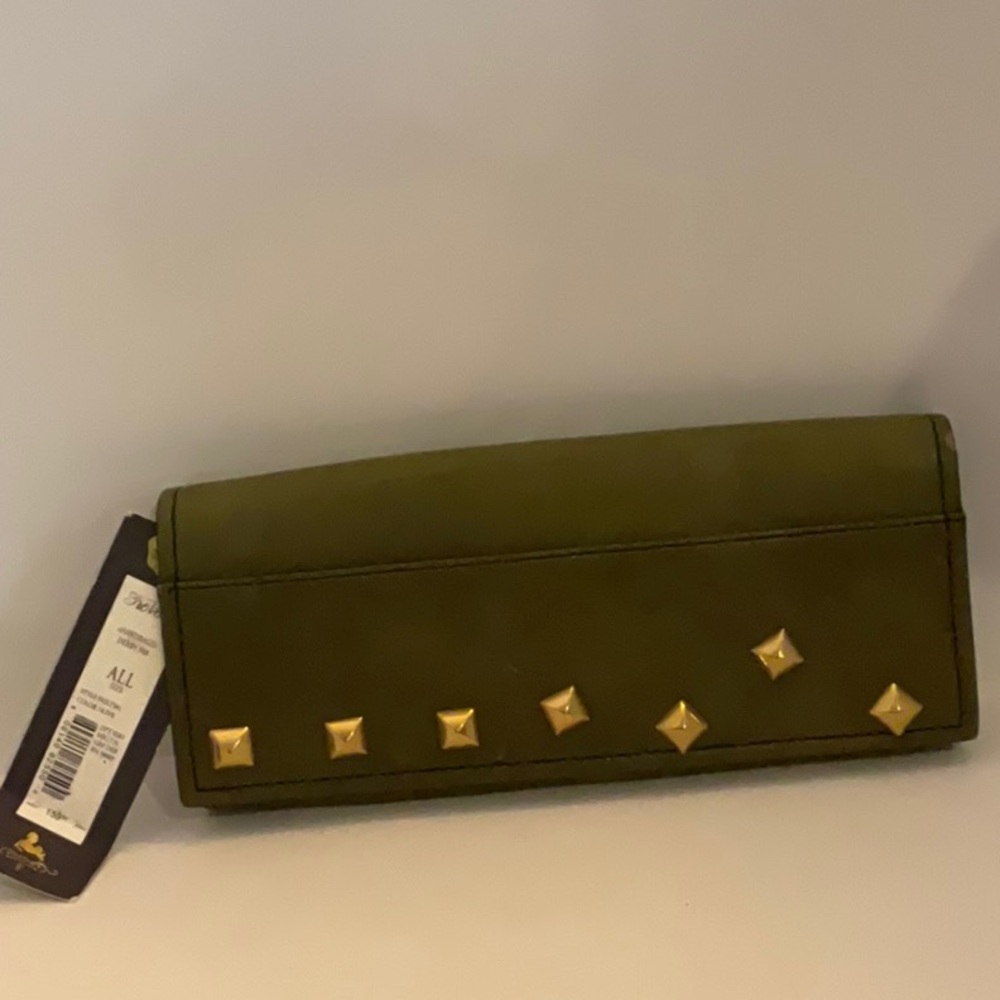 Tre Vero‎ Olive Clutch Wallet Purse Derby New